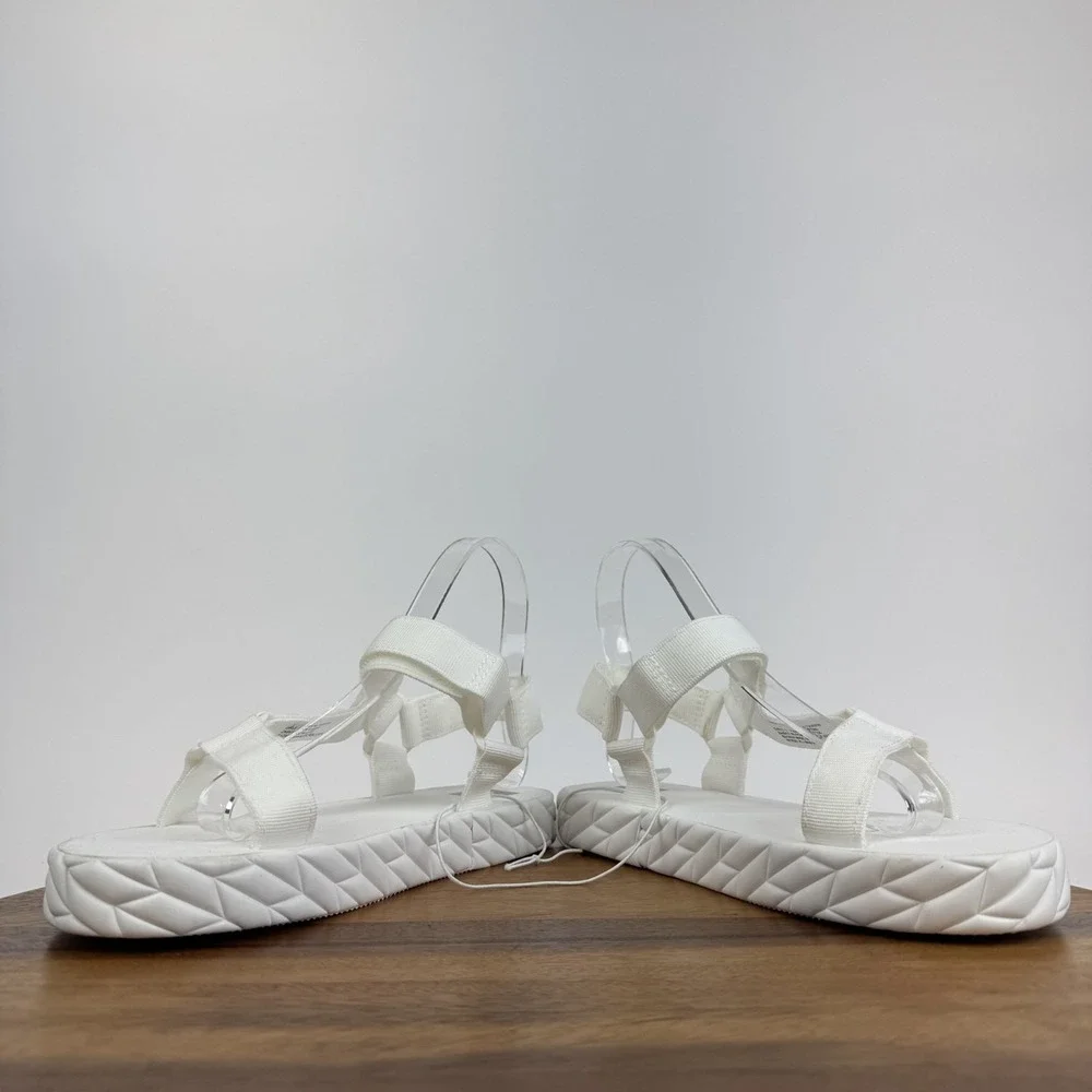 New NWOB Big Kids Dolce Vita Zaidey Strappy Platform White‎ Sandals Size 5 Y